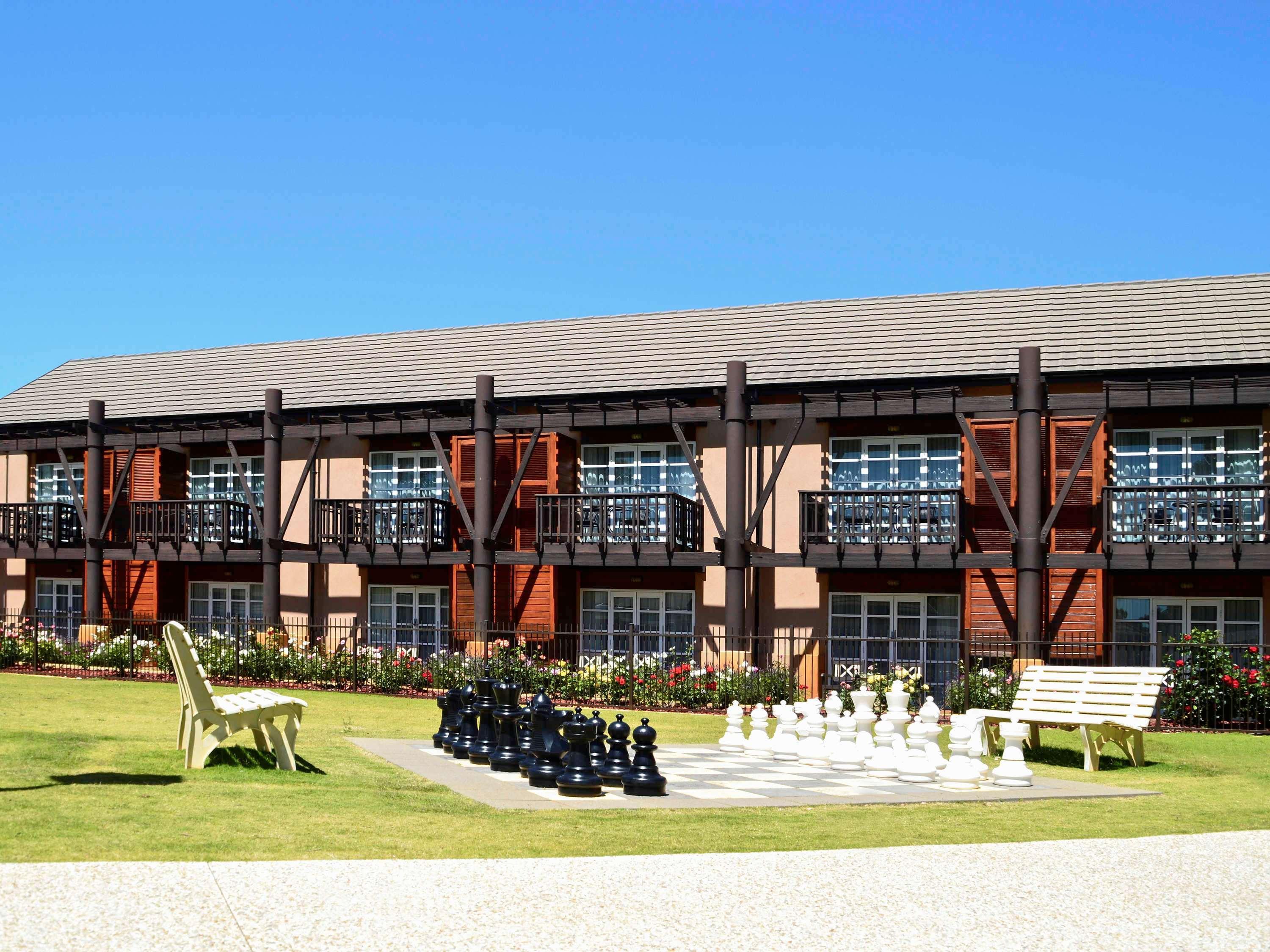 Novotel Vines Resort Swan Valley The Vines Exterior photo