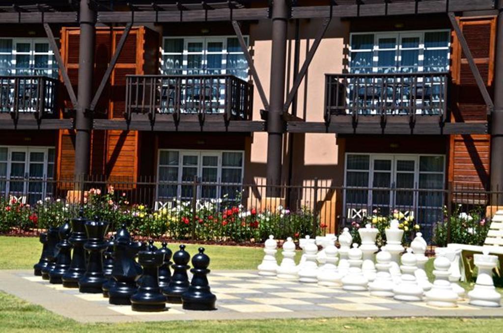 Novotel Vines Resort Swan Valley The Vines Exterior photo
